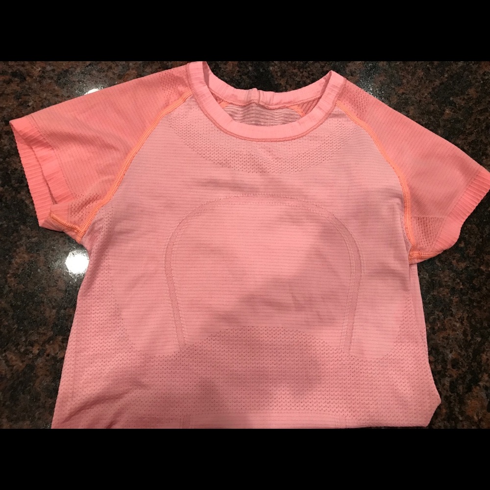 Lululemon short sleeve swiftly size 4
